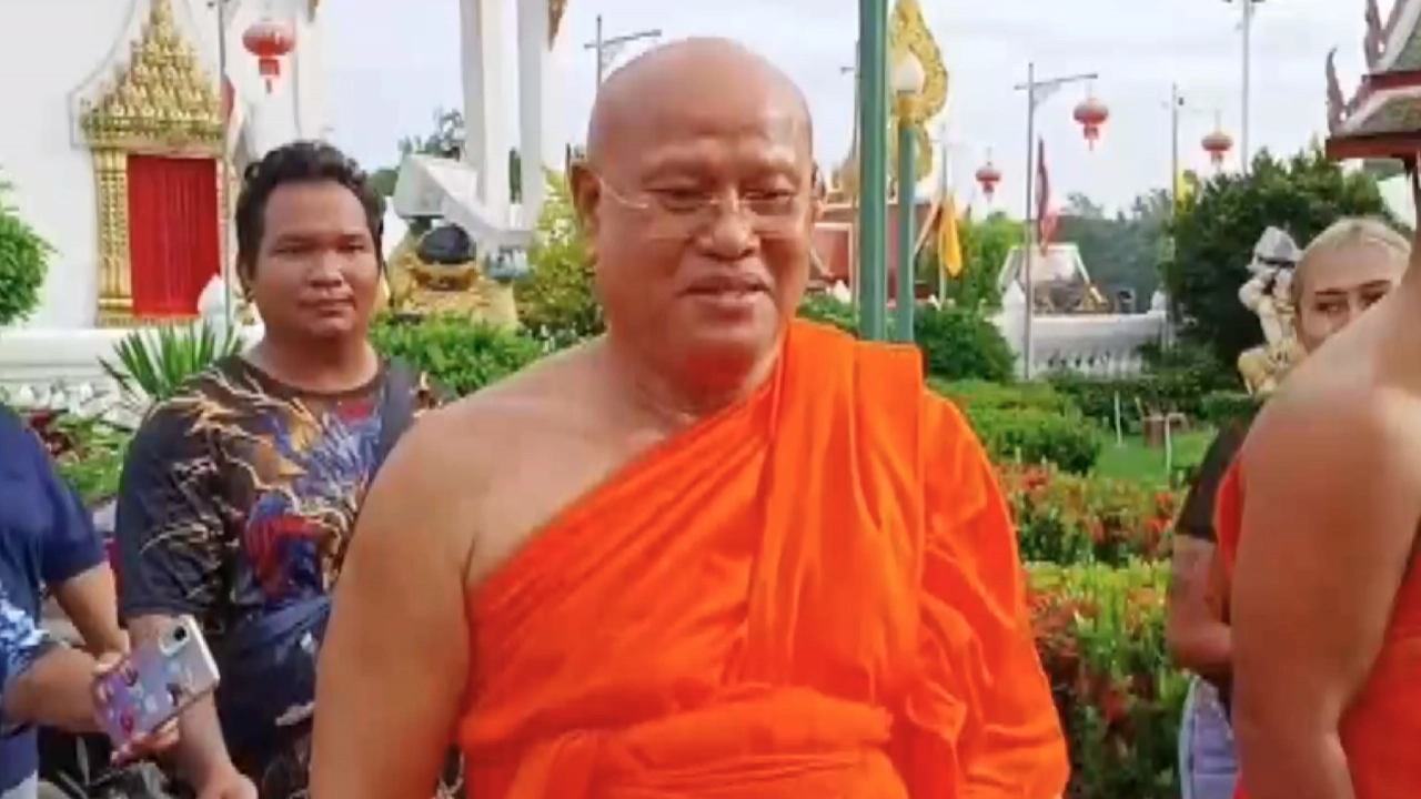 พระเทพวัชรสิทธิเมธี  ลาออกเจ้าคณะจังหวัดพิจิตร วัดท่าหลวง