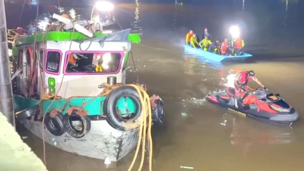 ร่างหญิงท้อง 7 เดือน จมหายกลางแม่น้ำป่าสัก  ห่างจากจุดเรือ