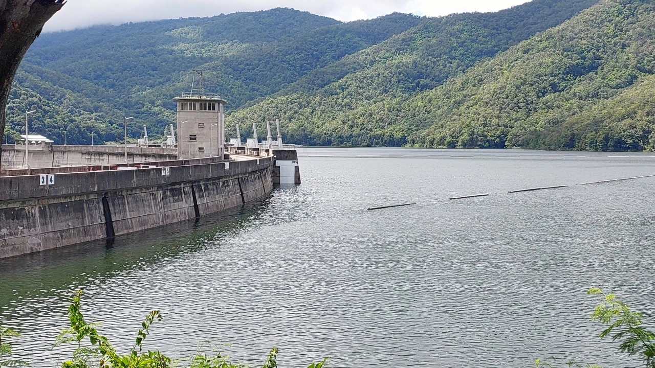 เขื่อนใหญ่   ปรับแผนระบายน้ำ รับมือสถานการณ์ต่อเนื่อง